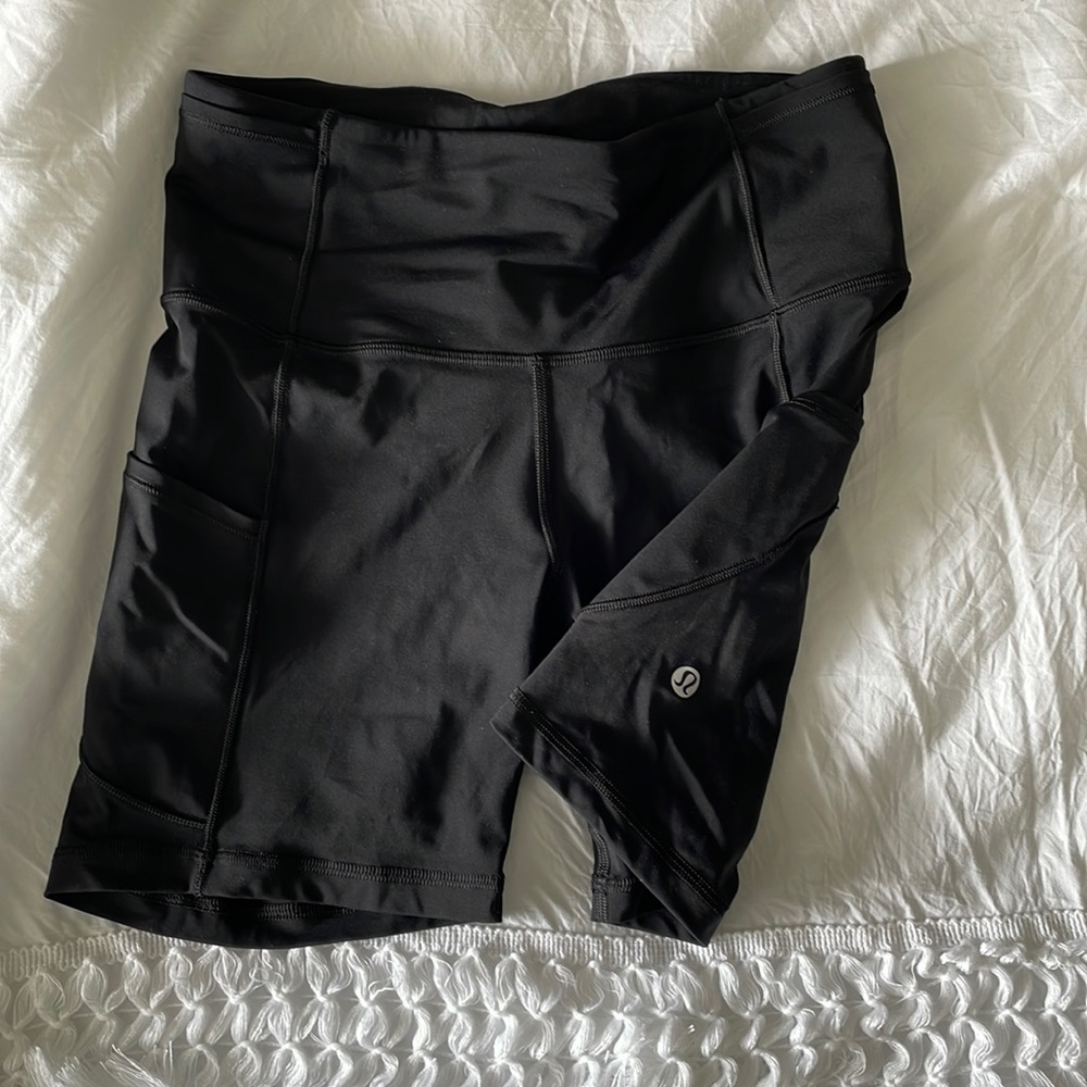 lululemon athletica Black Bike Shorts with Side Pockets